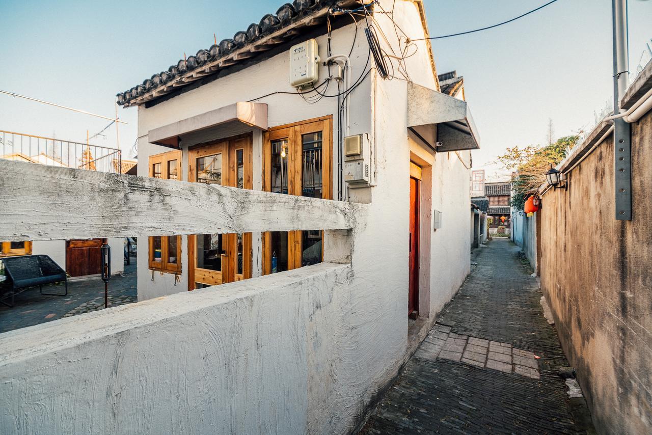 The Tile Guesthouse In Zhujiajiao Ancient Town Shanghai Qingpu Exteriör bild